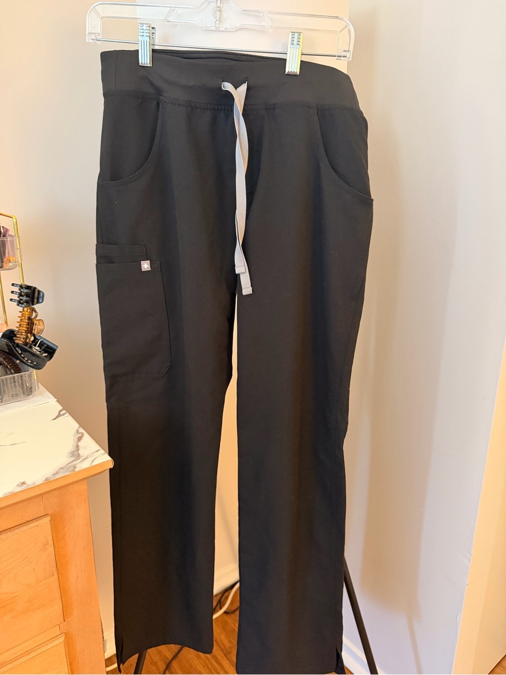 Figs cargo black scrub pants